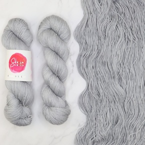 Summer Sorrel Kit in Fabulous Sock: Satellite, size 1