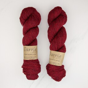 Spinning Yarns Weaving Tales Darnie: 8805 Red Door