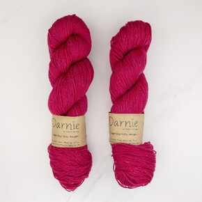 Spinning Yarns Weaving Tales Darnie: 8807 Hedgerow