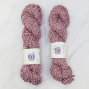 Spinning Yarns Weaving Tales Donegal Chunky: 6541 Cailin