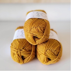 Woolly Yarn Co Woolly 8ply: 03 Oh Honey