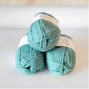 Woolly Yarn Co Woolly 8ply: 11 Splash