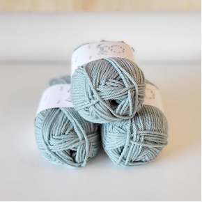 Woolly Yarn Co Woolly 8ply: 31 Quackers