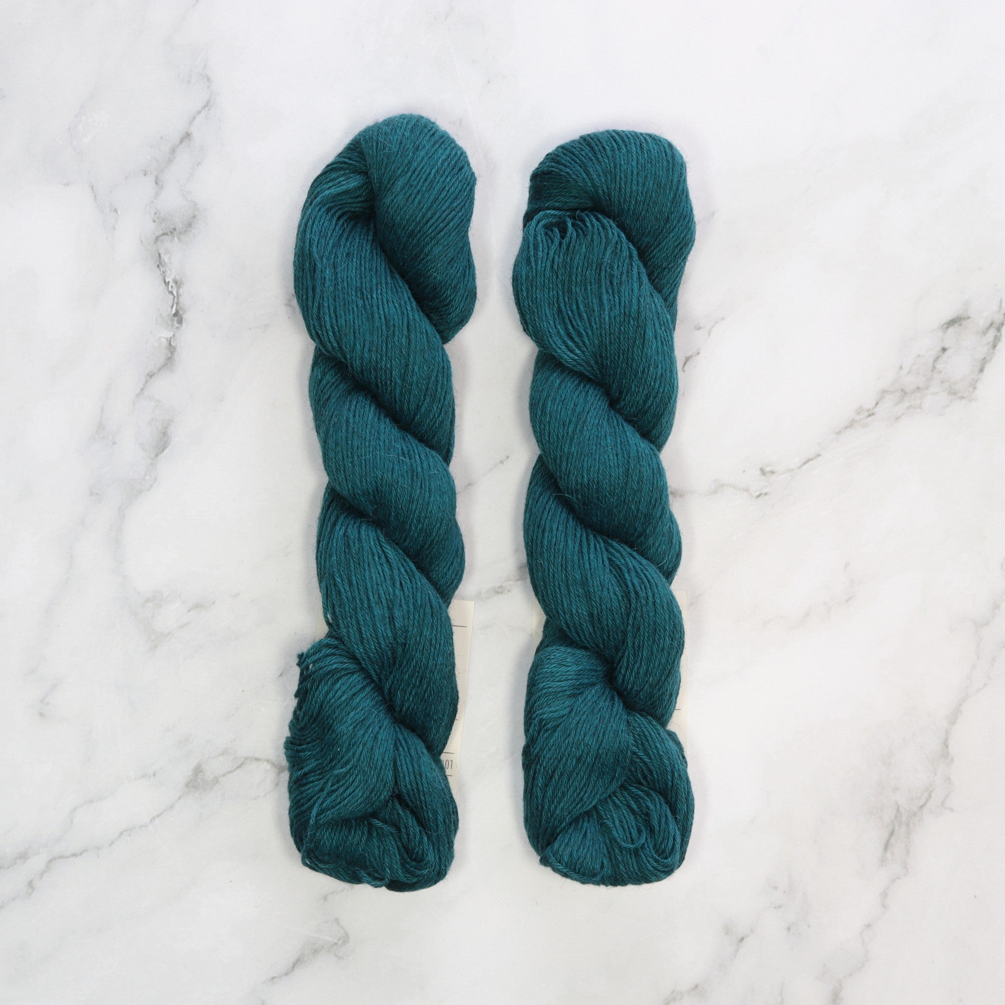 Amano Duna in colourway Crossing – 4ply weight cotton, alpaca yarn