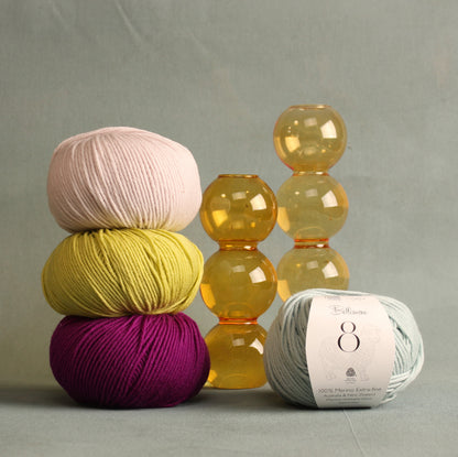 Bellissimo 8 – 8ply weight merino yarn – view 2