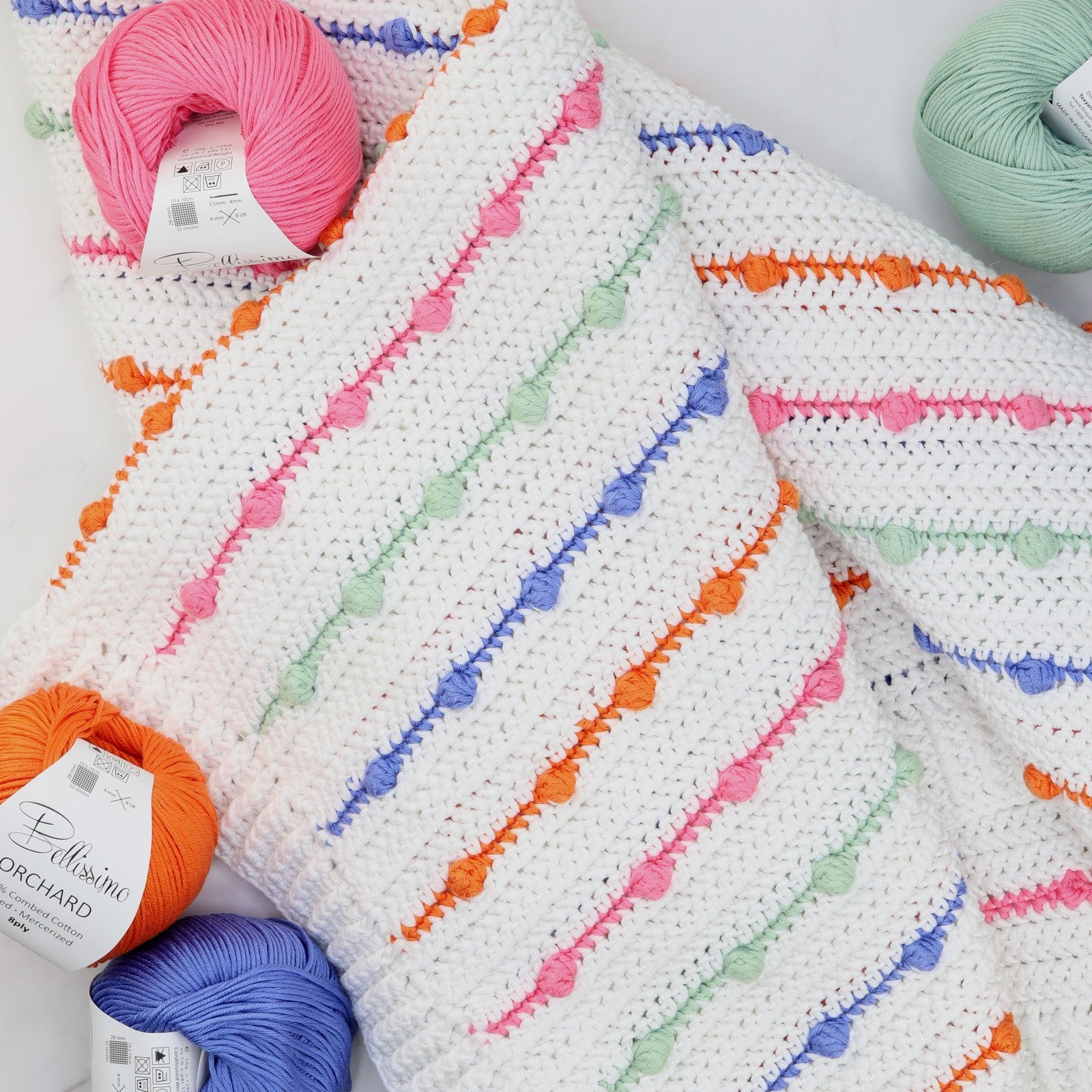 Bobble Lines Baby Blanket crochet kit – view 2
