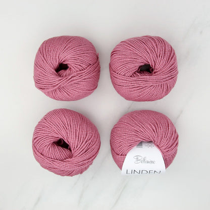 Christie Shawl kit, colourway Hibiscus