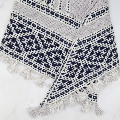 Lunae Shawl knitting kit – view 2