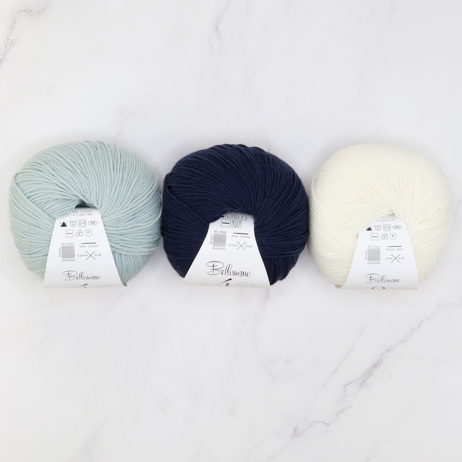 Lunae Shawl kit in Bellissimo 4, colourway Mist