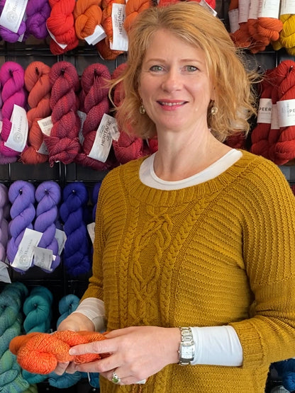 Beginner Cable Knitting with Lia