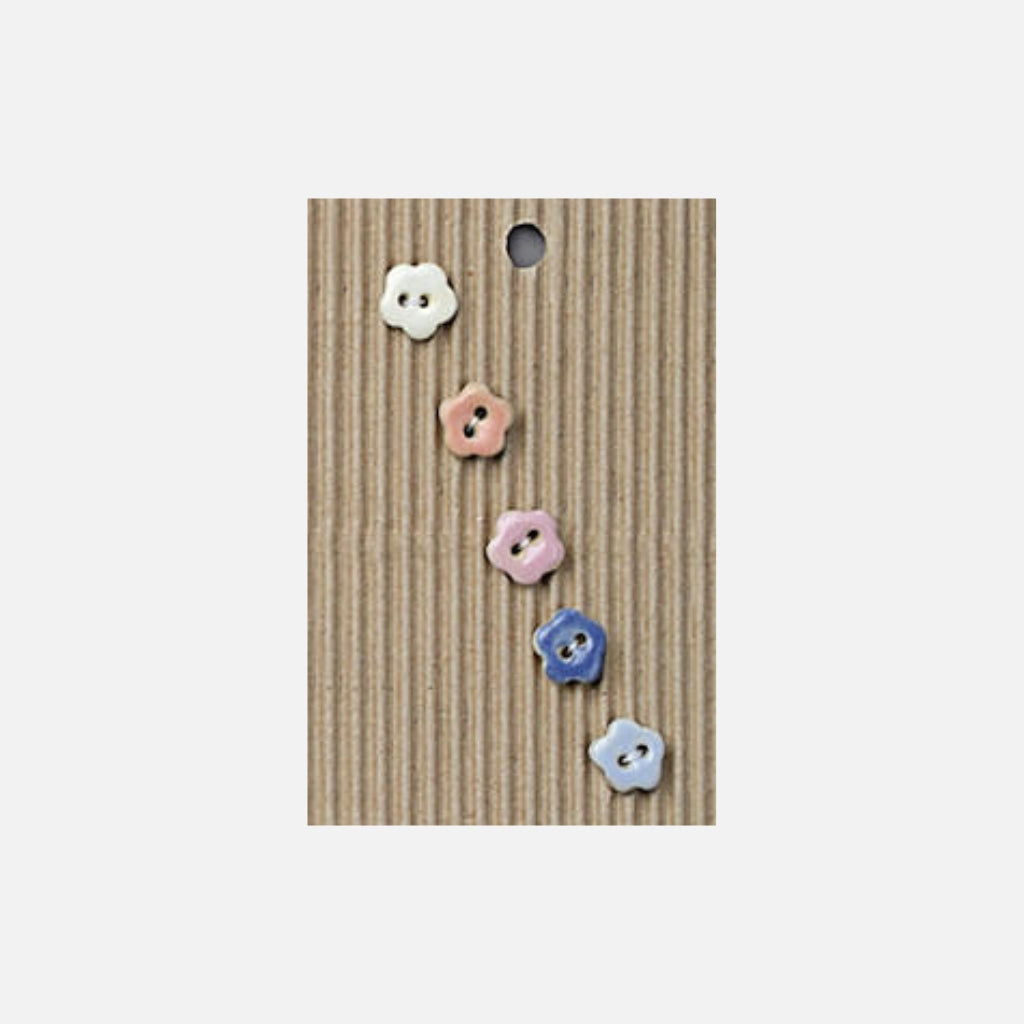Incomparable Buttons Tiny Flower Buttons L555