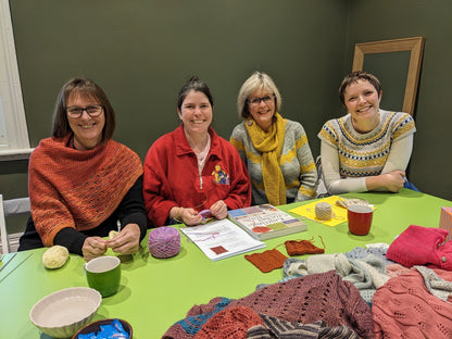 Learn to Knit Simple Lace with Lia