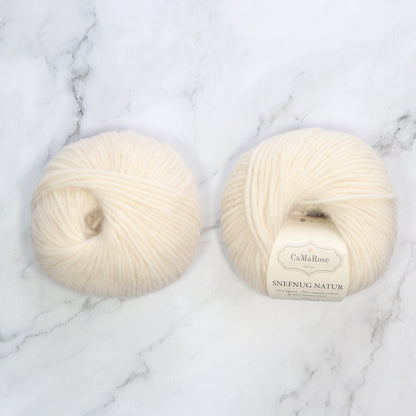 CaMaRose Snefnug in colourway White – 10ply weight alpaca, cotton, merino yarn