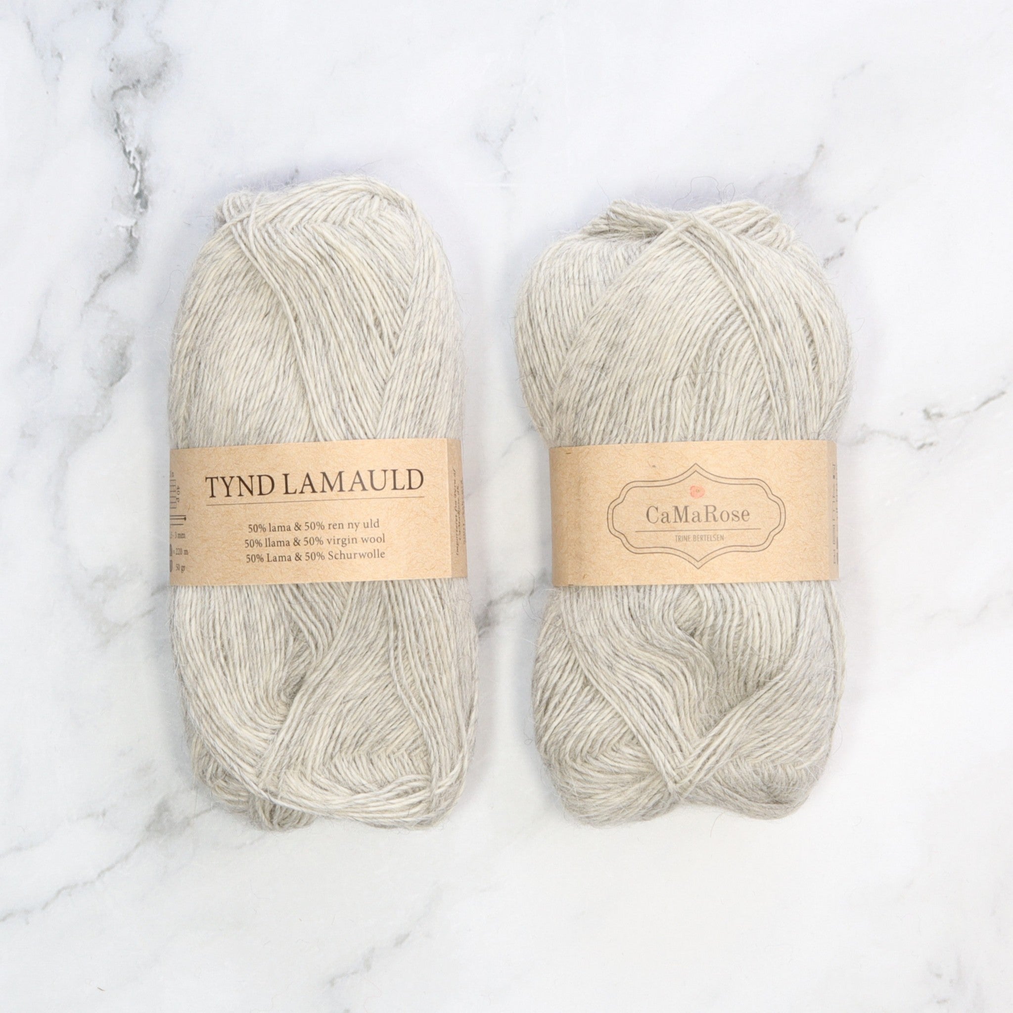 CaMaRose Tynd Lamauld in colourway Ash Grey – 4ply weight llama, wool yarn