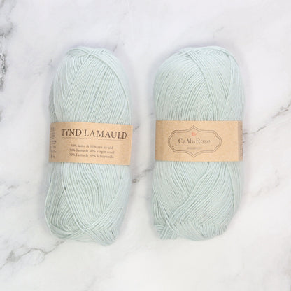 CaMaRose Tynd Lamauld in colourway Light Mint – 4ply weight llama, wool yarn