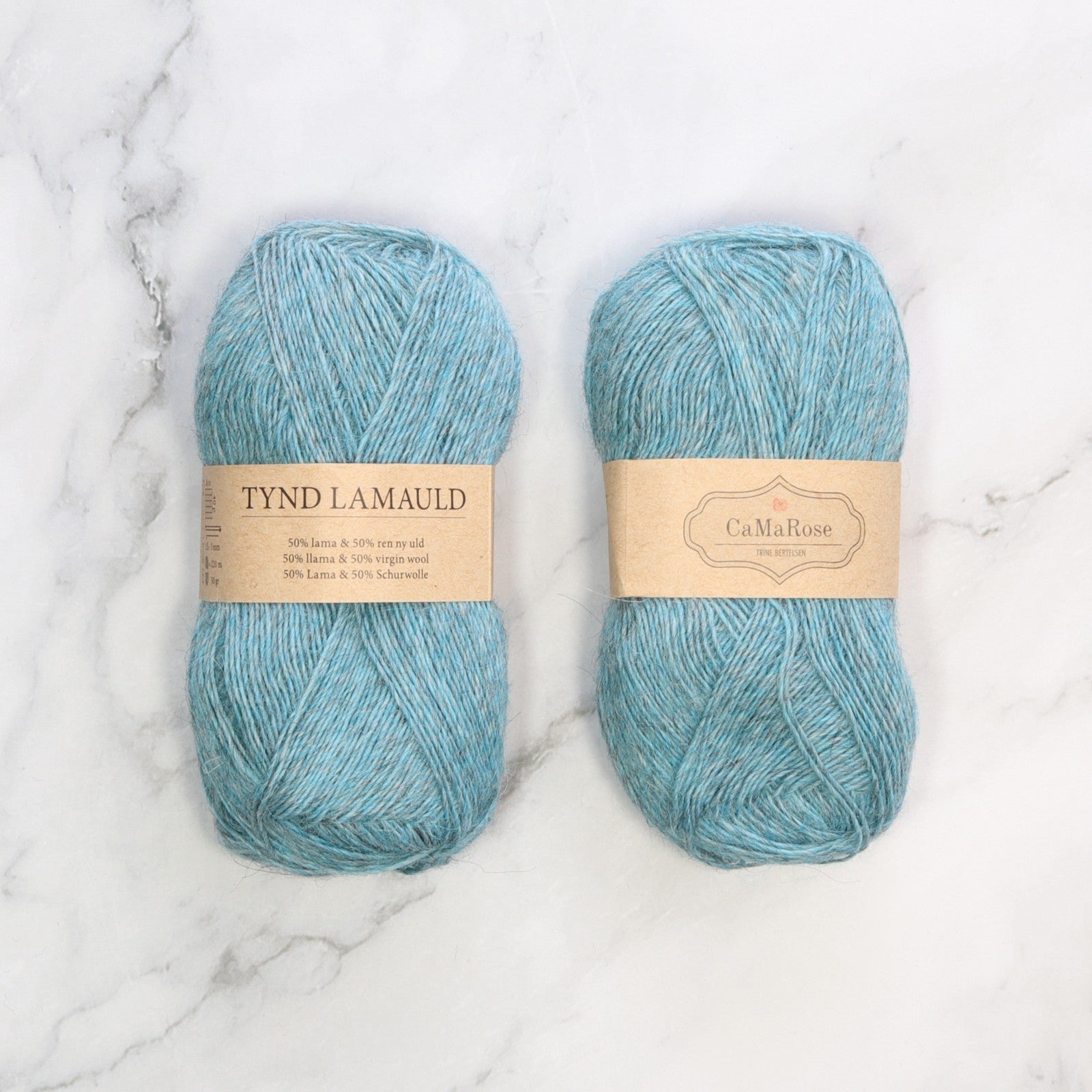 CaMaRose Tynd Lamauld in colourway Turquoise Blue – 4ply weight llama, wool yarn