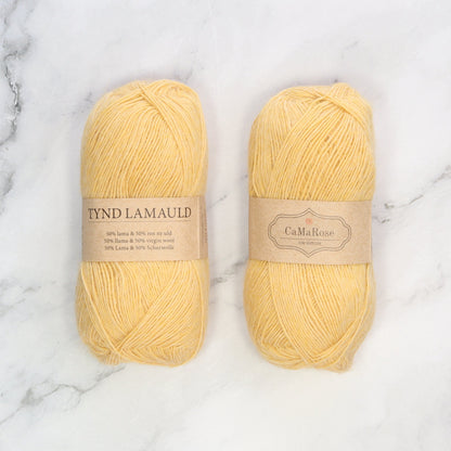 CaMaRose Tynd Lamauld in colourway Grain Yellow – 4ply weight llama, wool yarn