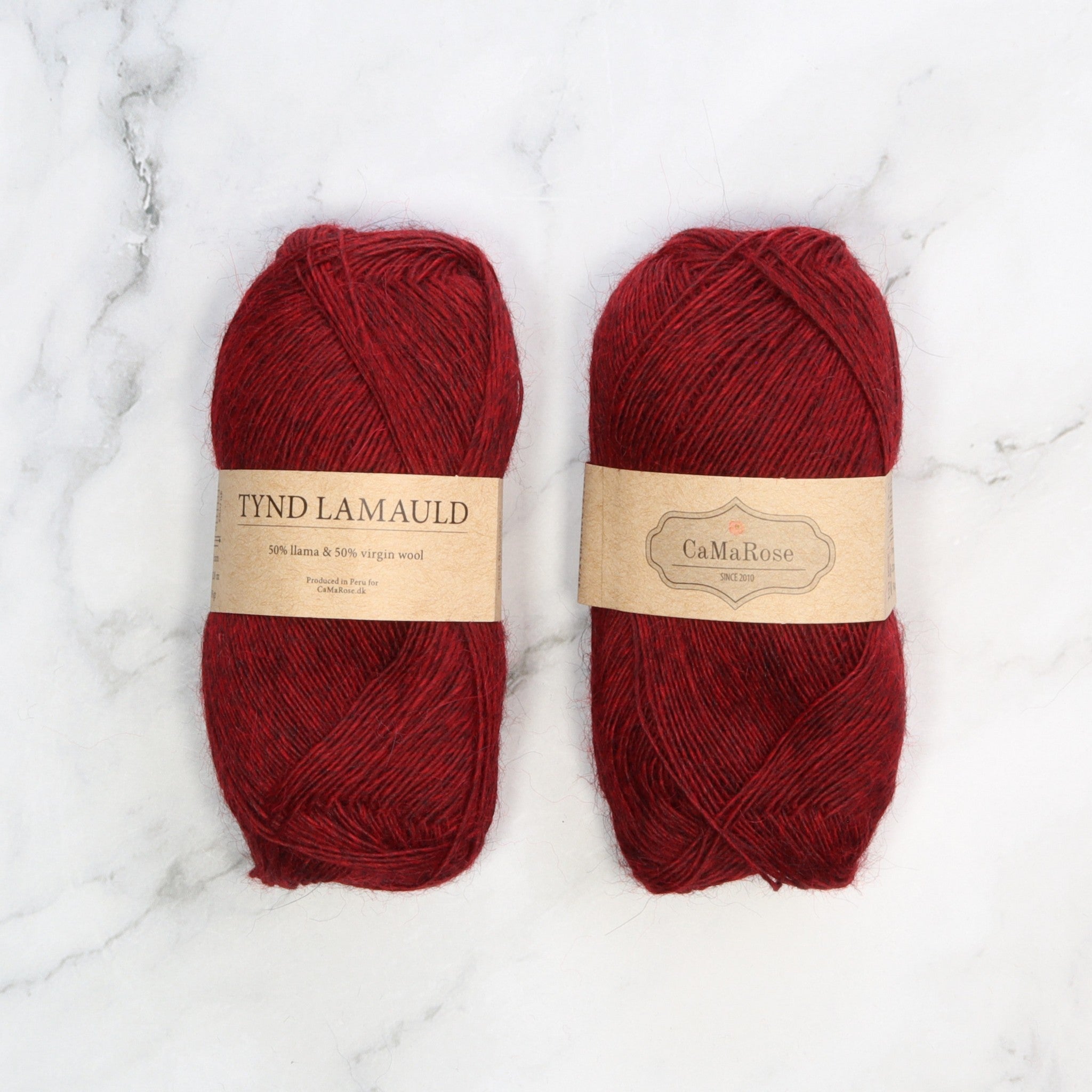 CaMaRose Tynd Lamauld in colourway Bordeaux – 4ply weight llama, wool yarn