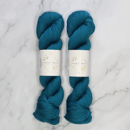 Daffodil Road Yarn Colour of Music Collection in colourway Day 21 Grease – 4ply weight merino, nylon yarn