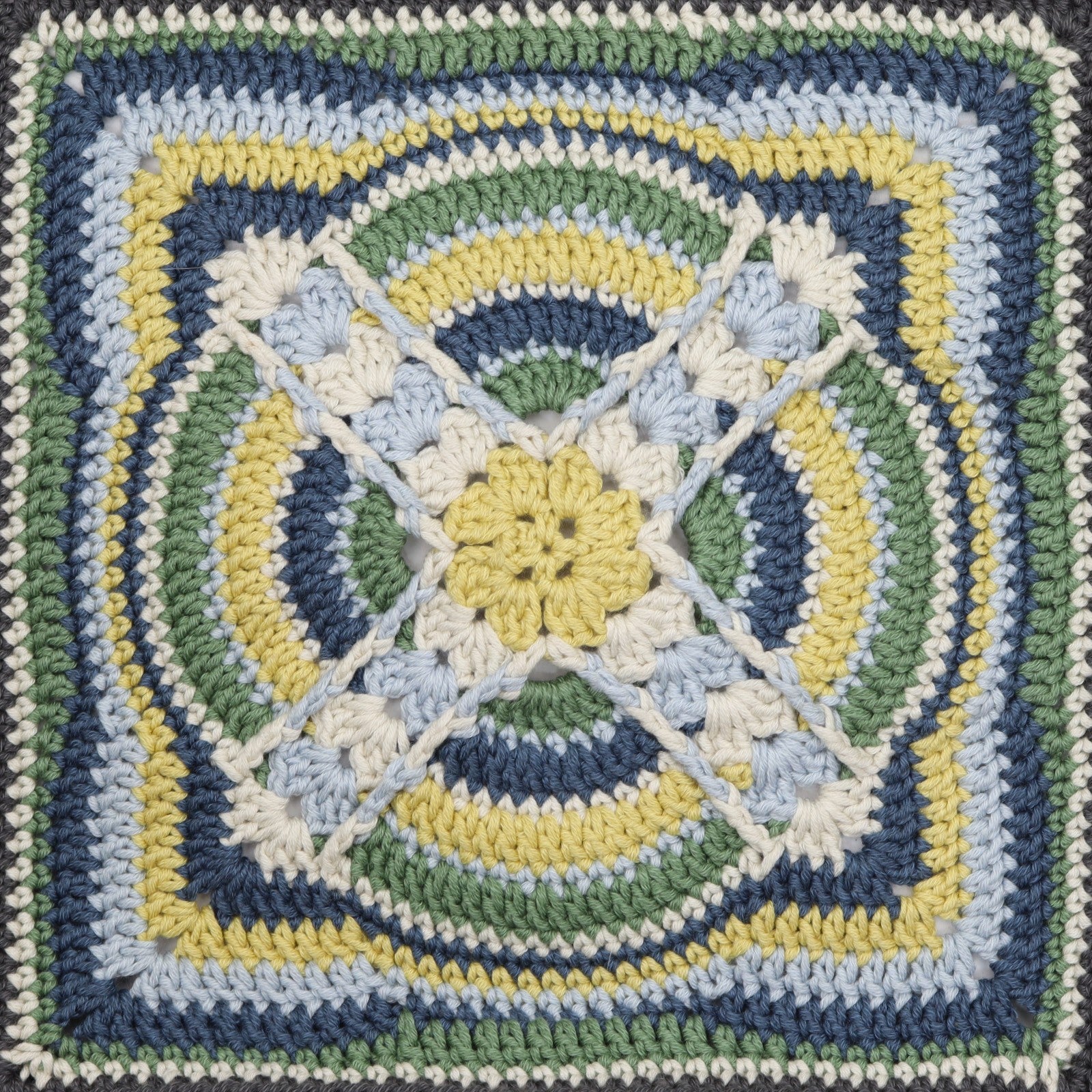 Nuts About Squares crochet kit – view 7