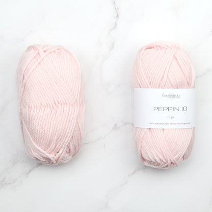 Adams Sweater kit, colourway Petal