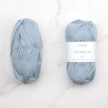 Adams Sweater kit, colourway Sky