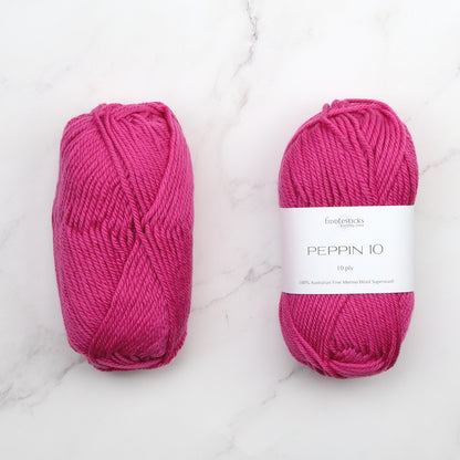 Cliveden Blanket kit, colourway Lipstick