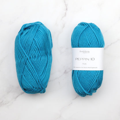 Cliveden Blanket kit, colourway Teal
