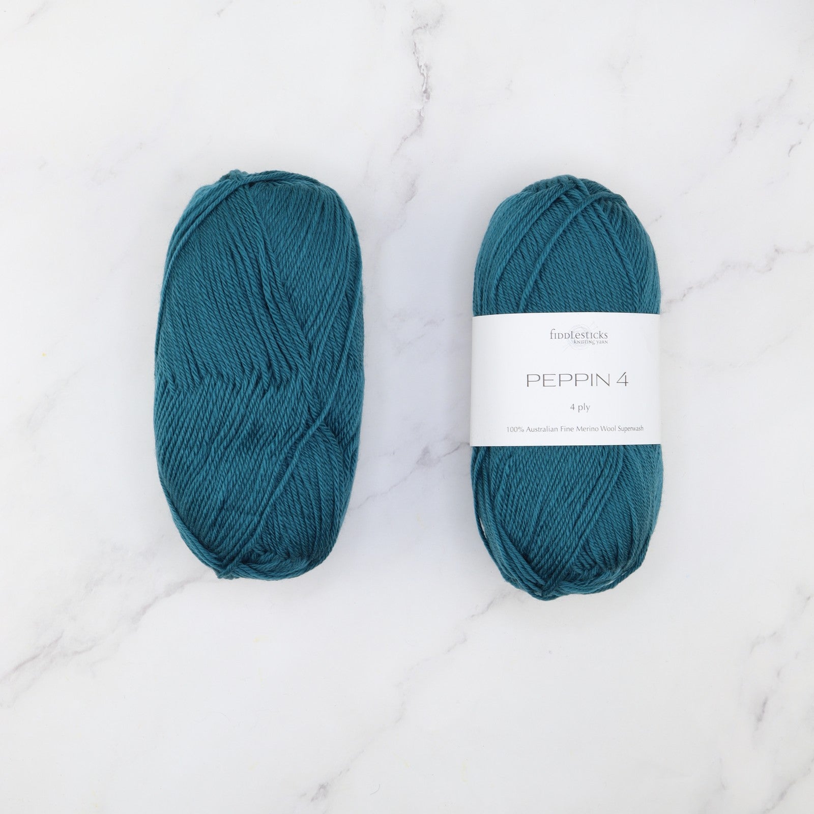 Connie Cardigan kit, colourway Peacock
