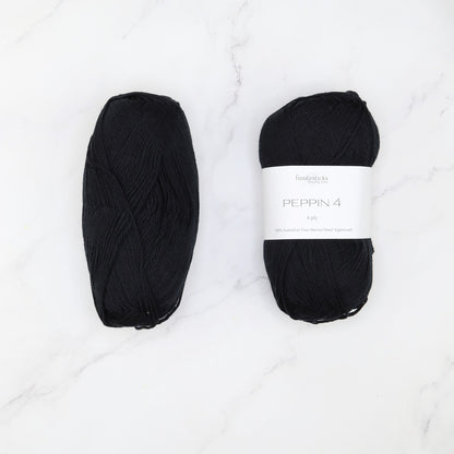 Curtis Cardigan kit, colourway Black
