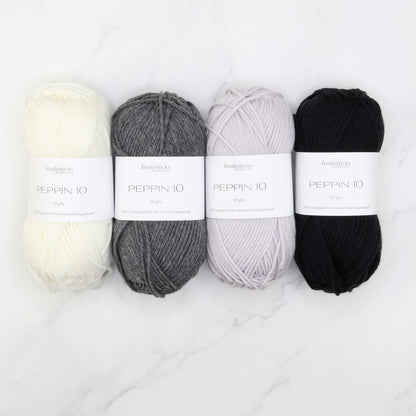 Garter Chevron Baby Blanket kit, colourway High Contrast