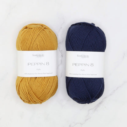 Gidday Cardigan kit, colourway Navy