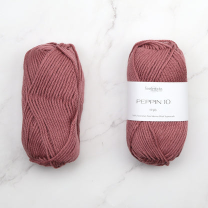 Fiddlesticks Peppin 10 in colourway Musk – 10ply weight wool yarn