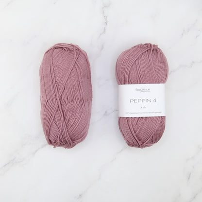 Fiddlesticks Peppin 4 in colourway Moonstone – 4ply weight merino yarn