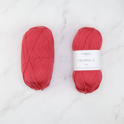 Fiddlesticks Peppin 4 in colourway Coral – 4ply weight merino yarn