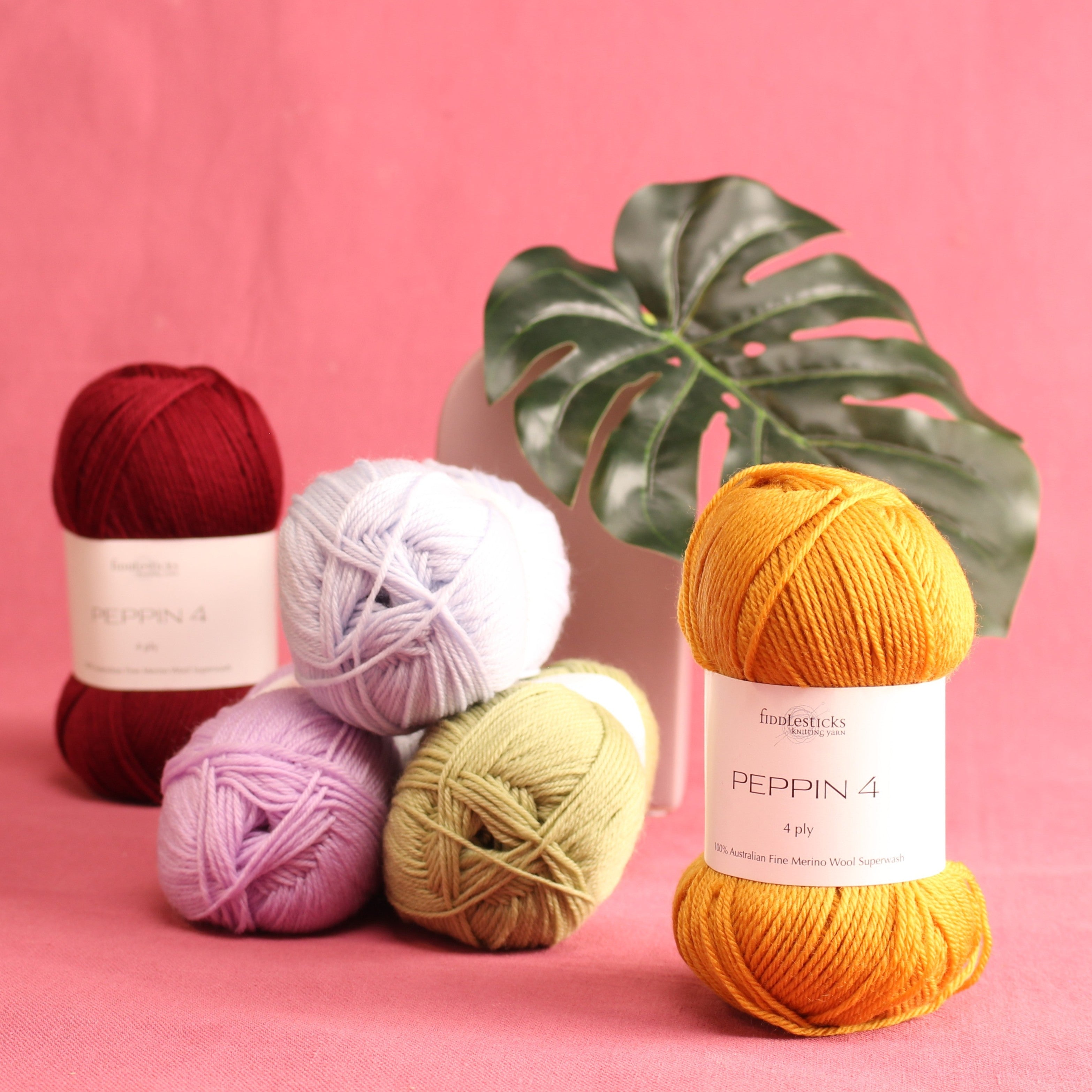 Fiddlesticks Peppin 4 – 4ply weight merino yarn