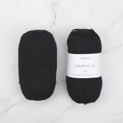 Fiddlesticks Peppin 8 in colourway Black – 8ply weight wool yarn