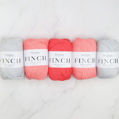 Triss Baby Blanket kit, colourway Coral