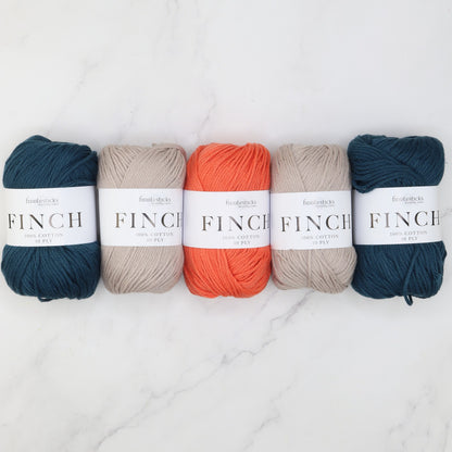 Triss Baby Blanket kit, colourway Tangelo