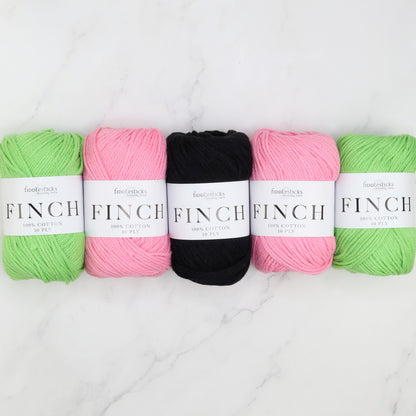 Triss Baby Blanket kit, colourway Watermelon Rind