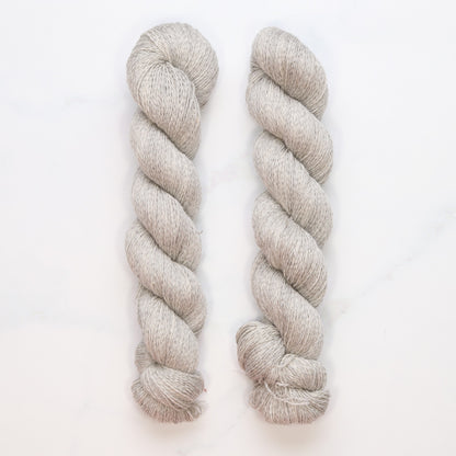 Great Ocean Road La Bella Fingering in colourway Light Grey – 4ply weight merino, alpaca yarn