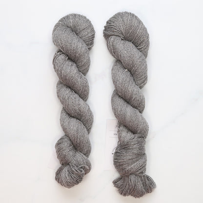 Great Ocean Road La Bella Fingering in colourway Mid Grey – 4ply weight merino, alpaca yarn