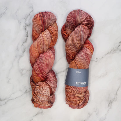 Gusto Wool Olio in colourway Terracotta – 10ply weight merino yarn