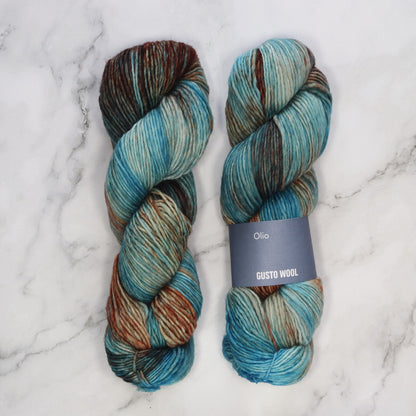 Gusto Wool Olio in colourway Turquoise – 10ply weight merino yarn