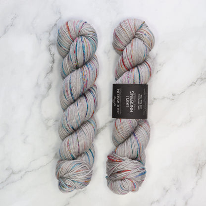 Julie Asselin Leizu Fingering in colourway Pixelated – 4ply weight merino, silk yarn