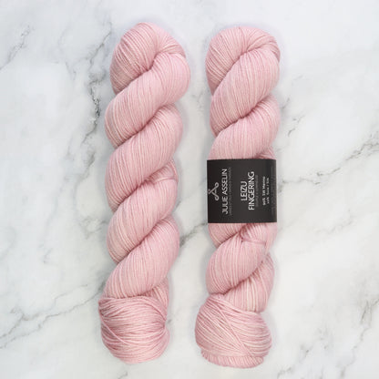 Julie Asselin Leizu Fingering in colourway The d'apres midi – 4ply weight merino, silk yarn