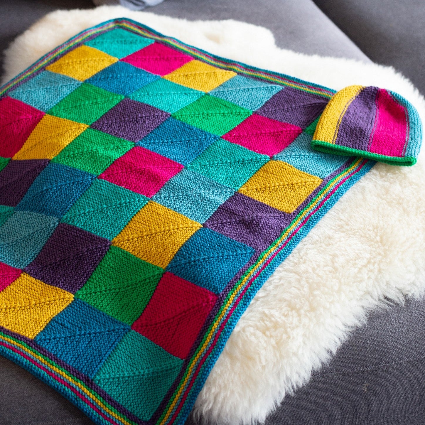 Sesia K3002 Pram Blanket & Beanie Pattern by Sesia
