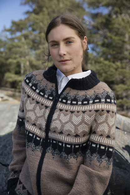 Laine Magazine – One Shot Anniversary Issue – view 6
