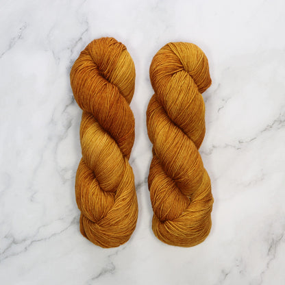 Malabrigo Ultimate Sock in colourway Oro – 4ply weight merino, nylon yarn