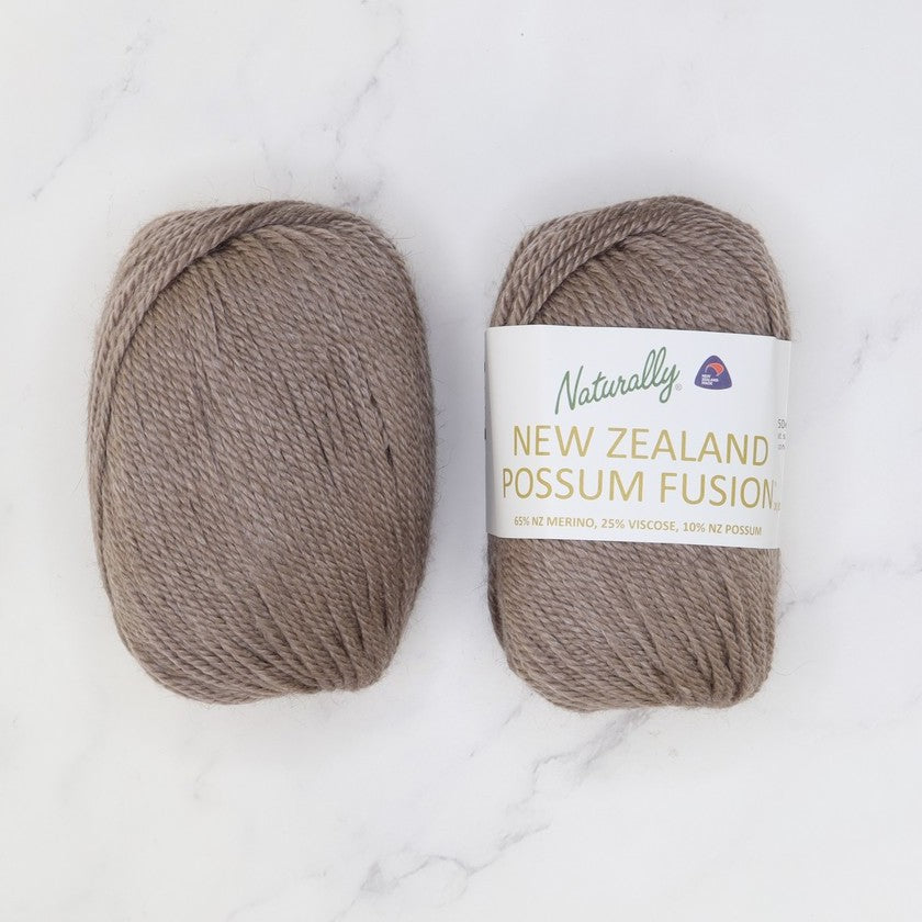 Lace Cowl & Beanie Kit in NZ Possum Fusion